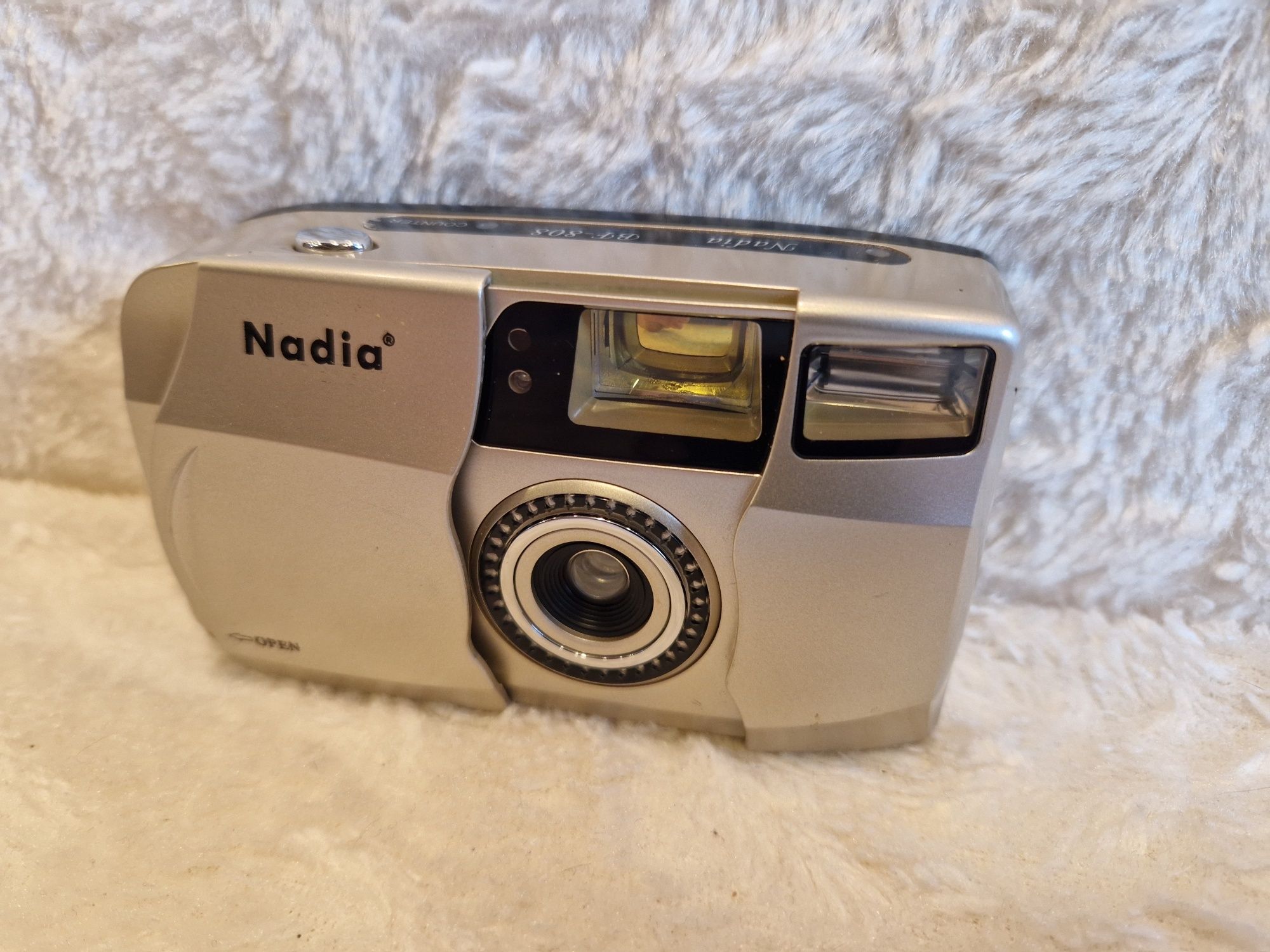 Продам пленочный фотоаппарат мыльница NADIA