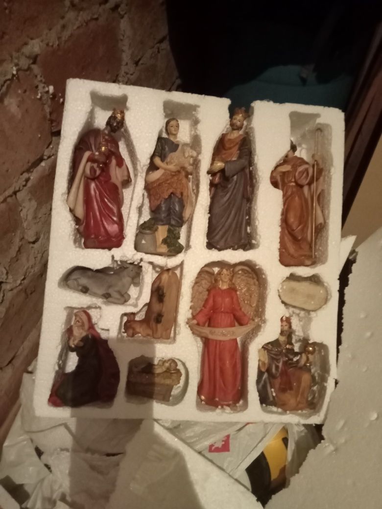 Set figurine ceramice 11 piese