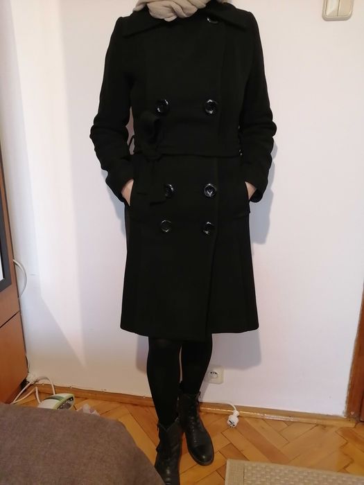 Vănd palton de damă,negru