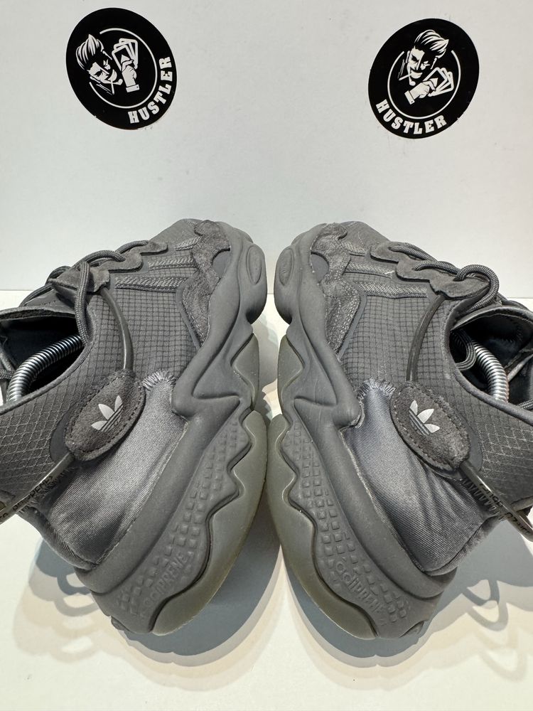 Маратонки ADIDAS OZWEEGO .Номер 43.5