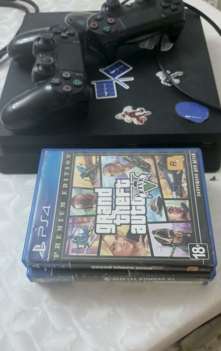 Продам пс 4 в хорошем состояний