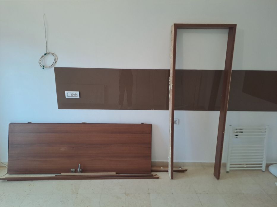 Se vinde 7 uși interior