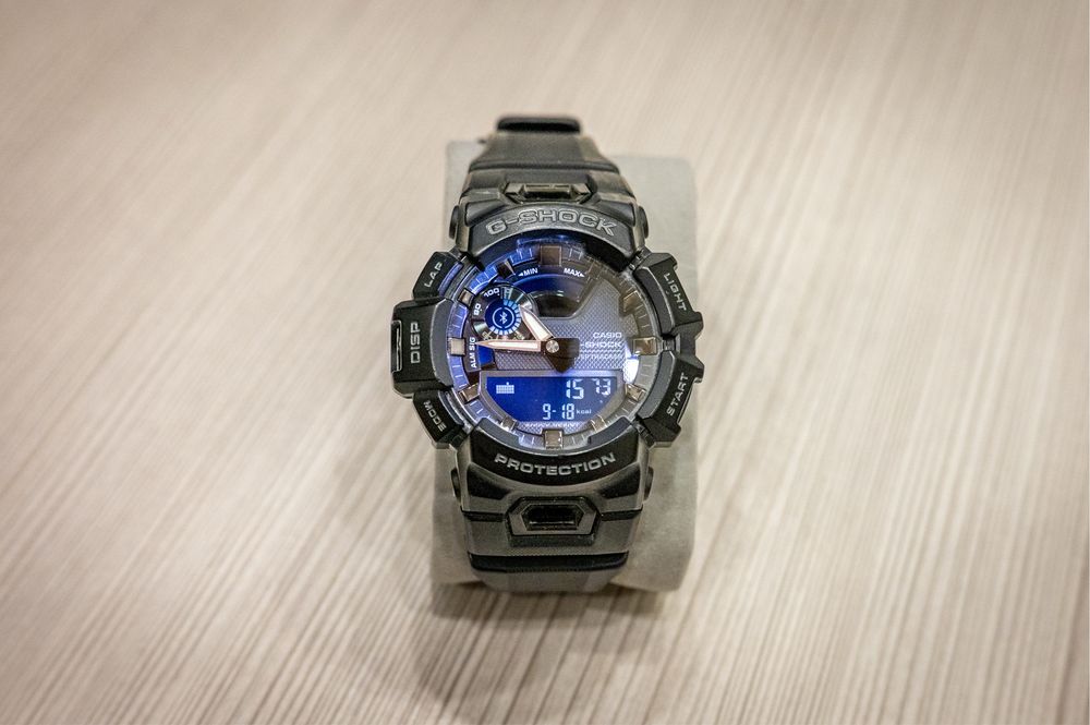 Casio hybrid g-shock gba 900 bluetooth