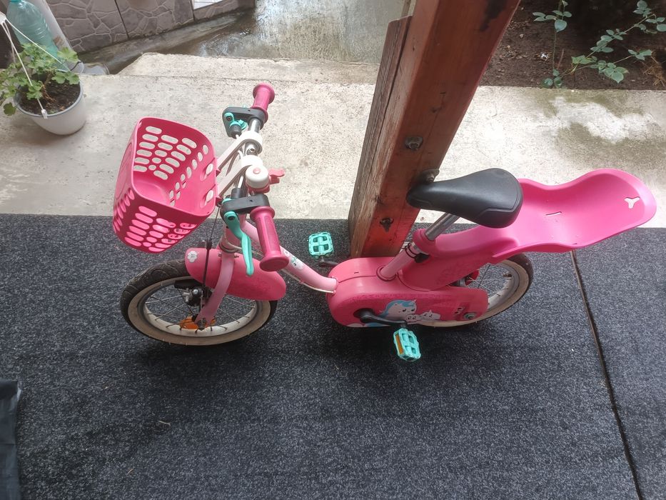 Vând bicicleta fete până în 7 ani