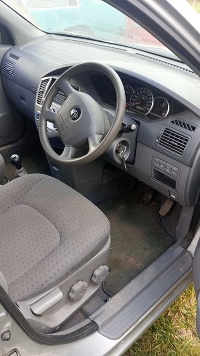 Kia Carens 2005 2.0 diesel