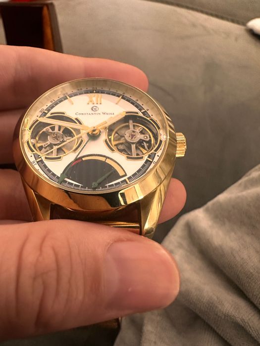 Механичен луксозен часовник