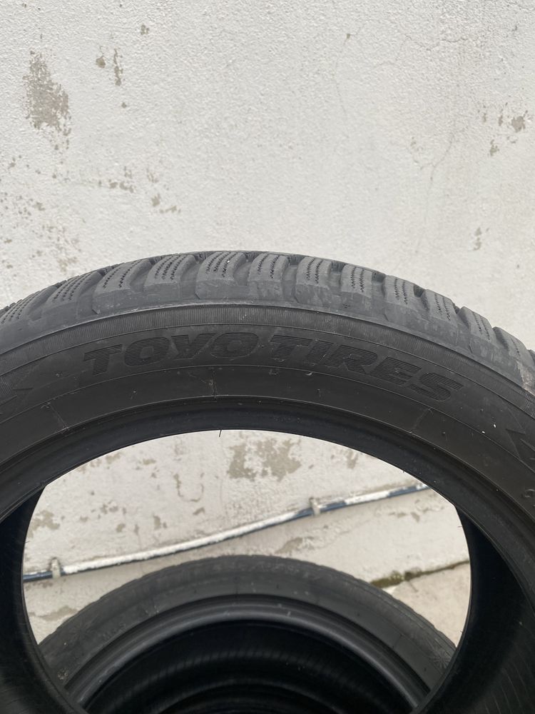 Нови зимни гуми Toyo Tires Observe 225/50/17