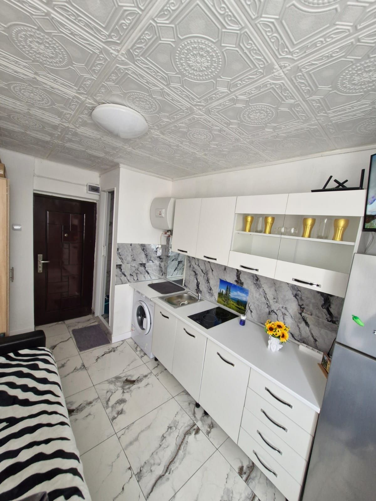 Închiriez garsoniera zona Mile