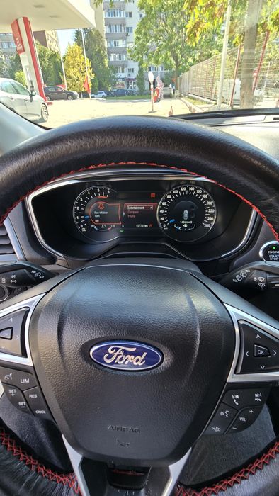 Ford Mondeo MK 5 Titanium 2016 2.0 Tdci 180 CP  Manuală.