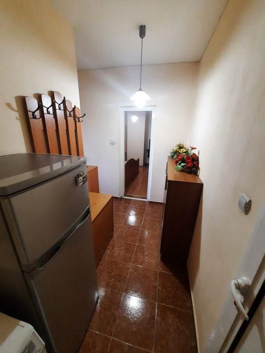 Дава се под наем Тристаен апартамент в Варна, Цветен квартал - 70 кв.м за 400 € - Снимка #9