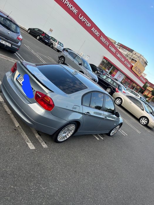 Vând BMW seria 3 E90