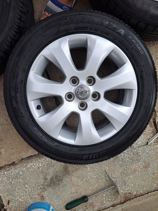 Vând jante R17 Opel