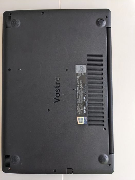 Лаптоп Dell Vostro с i3 Intel 10th gen, 10то поколение процесор - 15"
