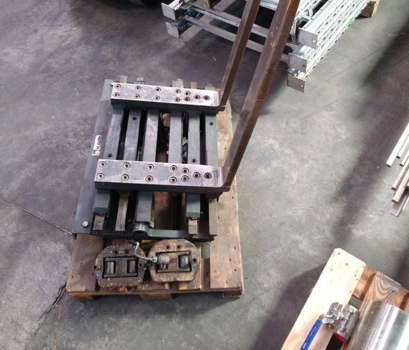 Vând lisă/liză transpalet electric Linde t16
