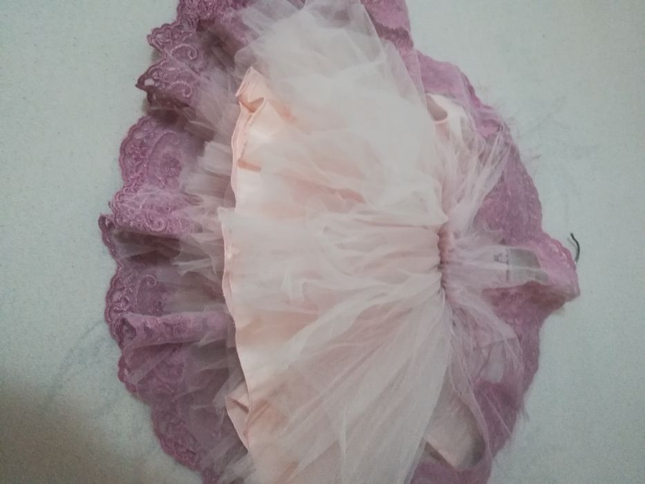 Rochiță + chiloței + bentiță + papucei  botez