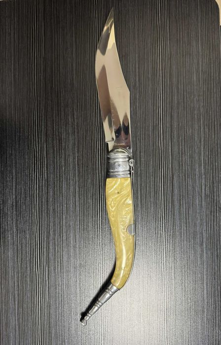 Briceag Spaniol Cricket Bandolera Gigante Lama 22.5 CM Albainox 52CM