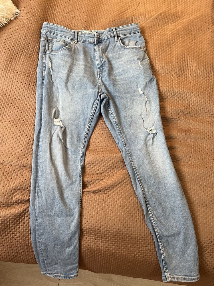 Мъжки дънки Pull and bear