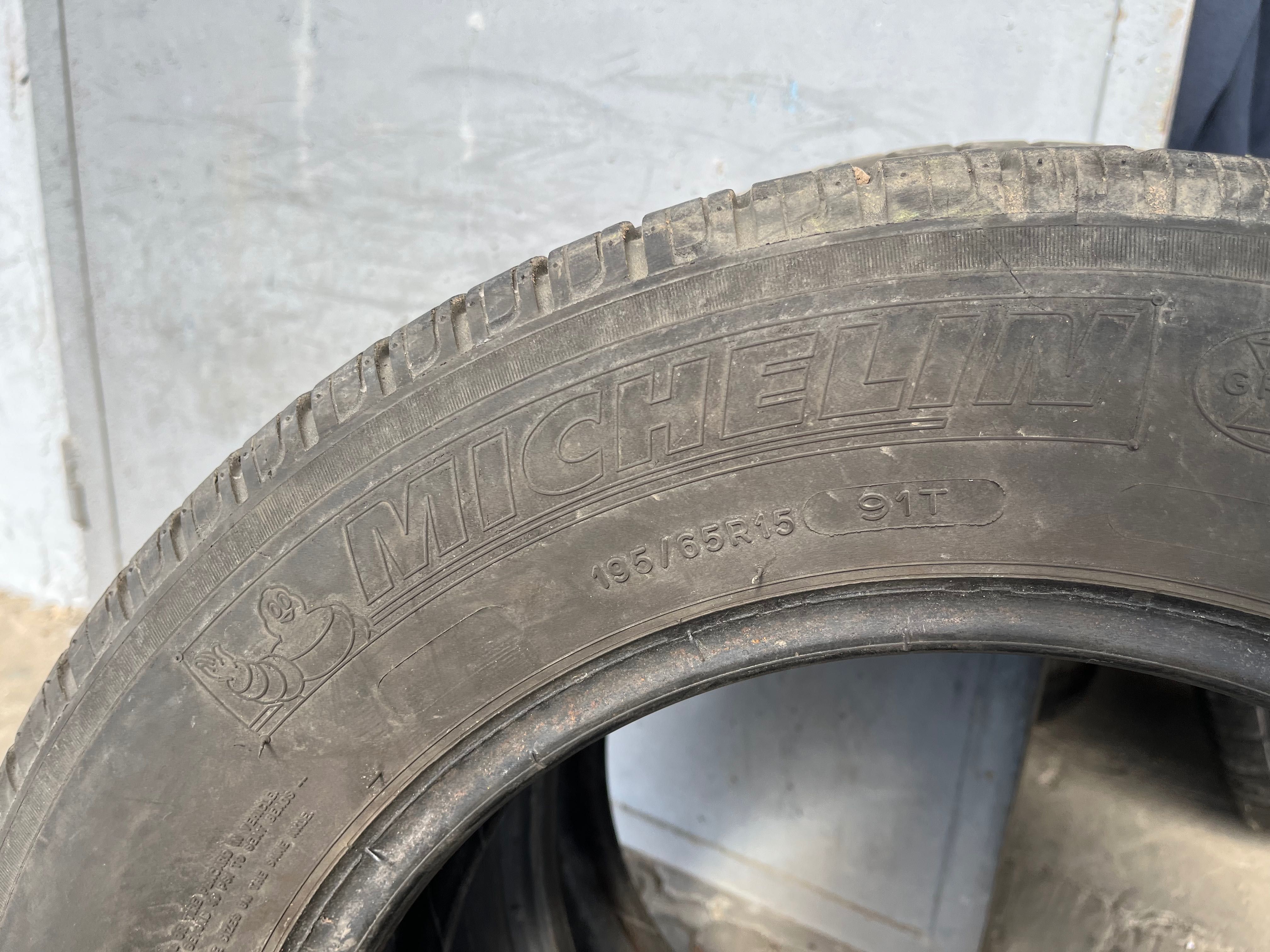 2 бр. летни гуми 195/65/15 Michelin 5,5 mm DOT 4614