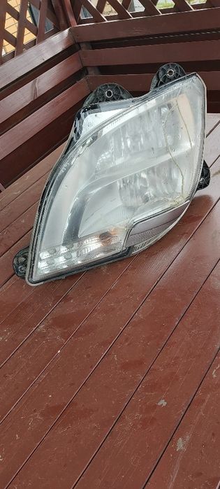 Продам Фару Даф 106