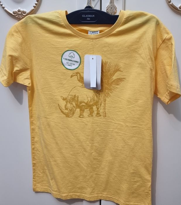 Футболки с коротким рукавом новая 11-12 лет на мальчика waikiki 146-15