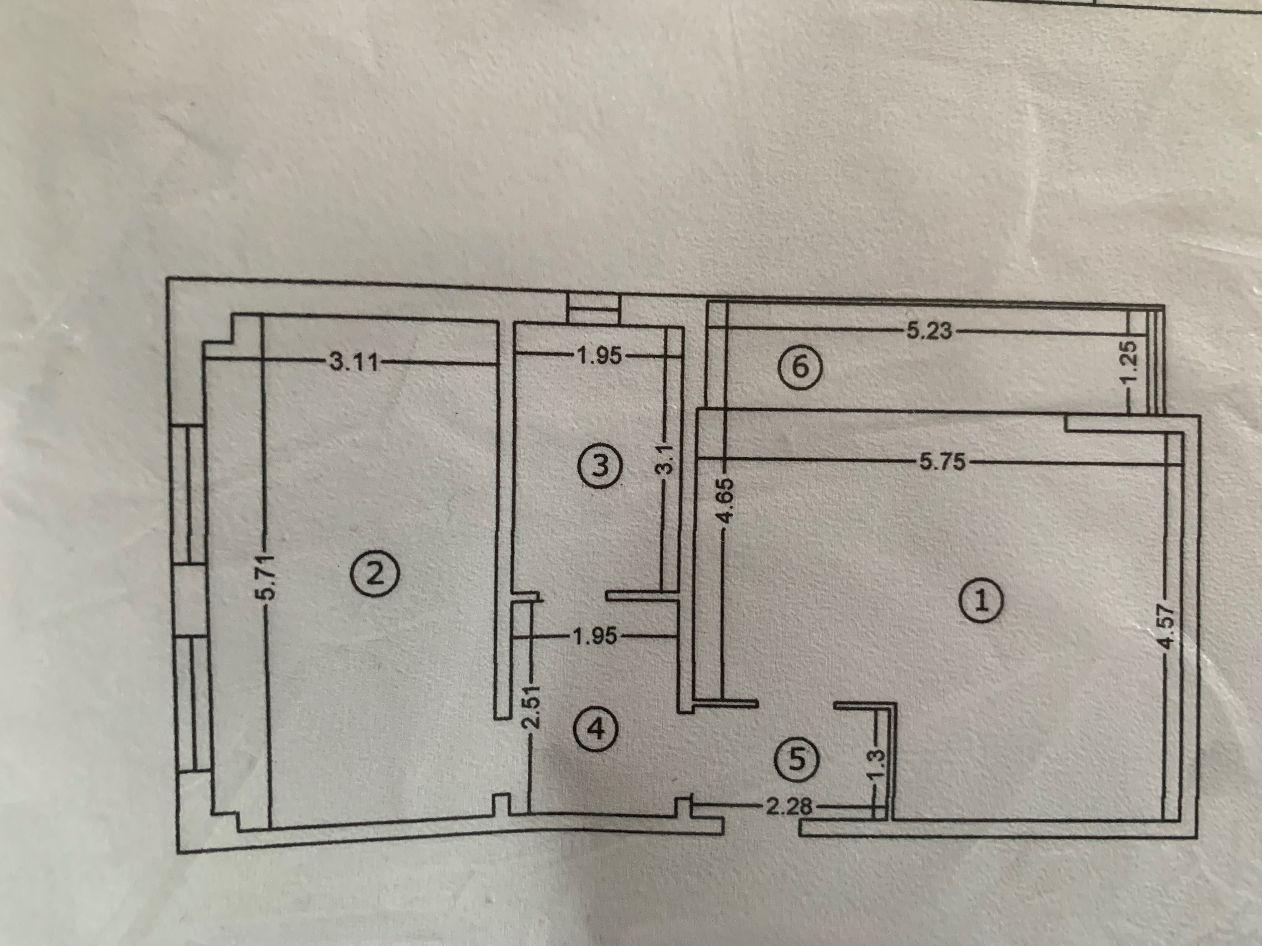 Apartament de lux Cernavodă 3 camere modificat la 2 camere.Nou Renovat