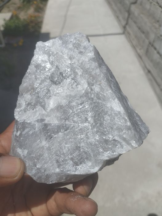 КВАРЦЕВЫЙ  песок  мука щебень  камень