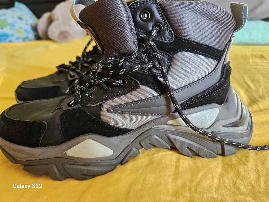 Сникърси Fila Electrove Desert Boot Wmn Сив