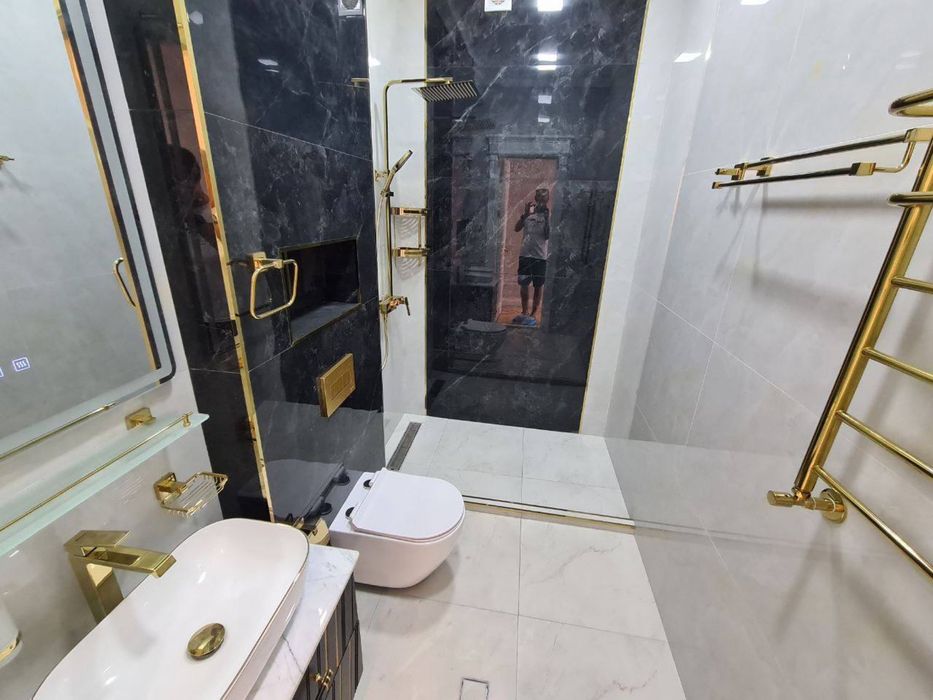 Продается Амир Темур Махалля  Дом 6 соток 8 комнат люкс ремонт