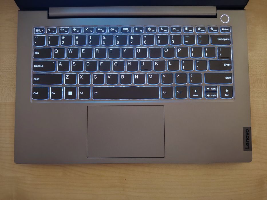 LENOVO ThinkBook 14"TouchScreen IPS/RYZEN 5 4500U/16GB DDR4/256GB NVMe