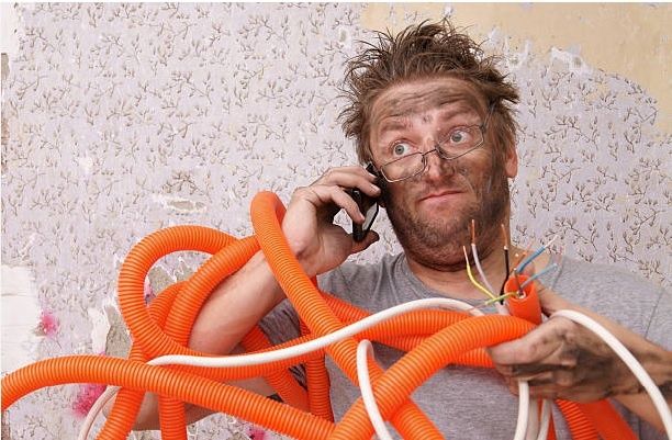Electrician modest