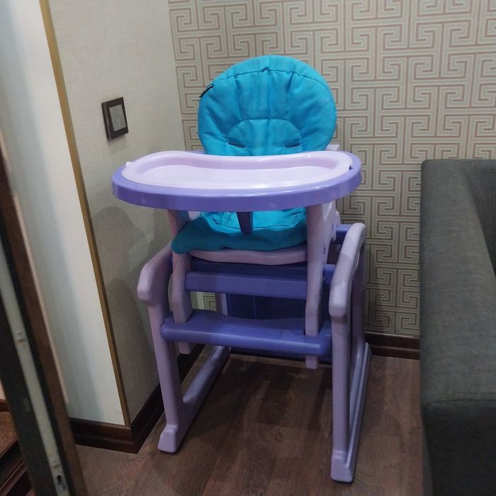 Детское кресло со столиком