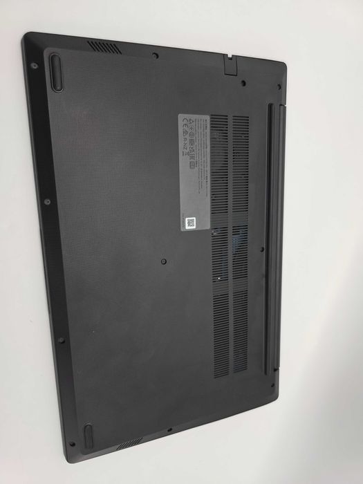 Laptop 15.6" FHD Lenovo V15 G4 IRU i3-1315U 8GBRam 512GBSSD Stare Buna