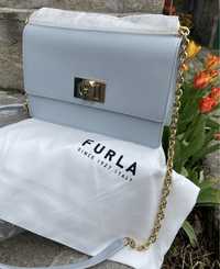 Furla нова с етикет големия размер 25х15х7см
