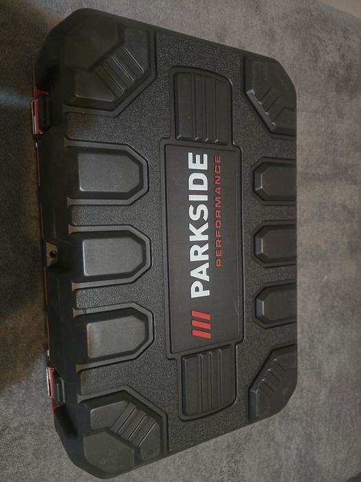 Masina de insurubat cu impact Parkside