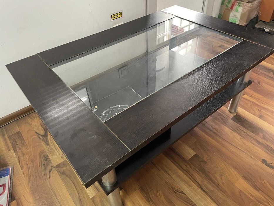 Masa cafea  wenge, cu sticla si metal
