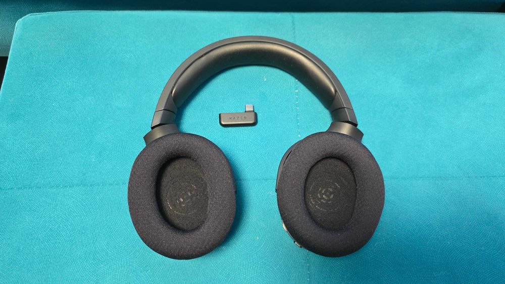 Vand Casti Razer Barracuda X