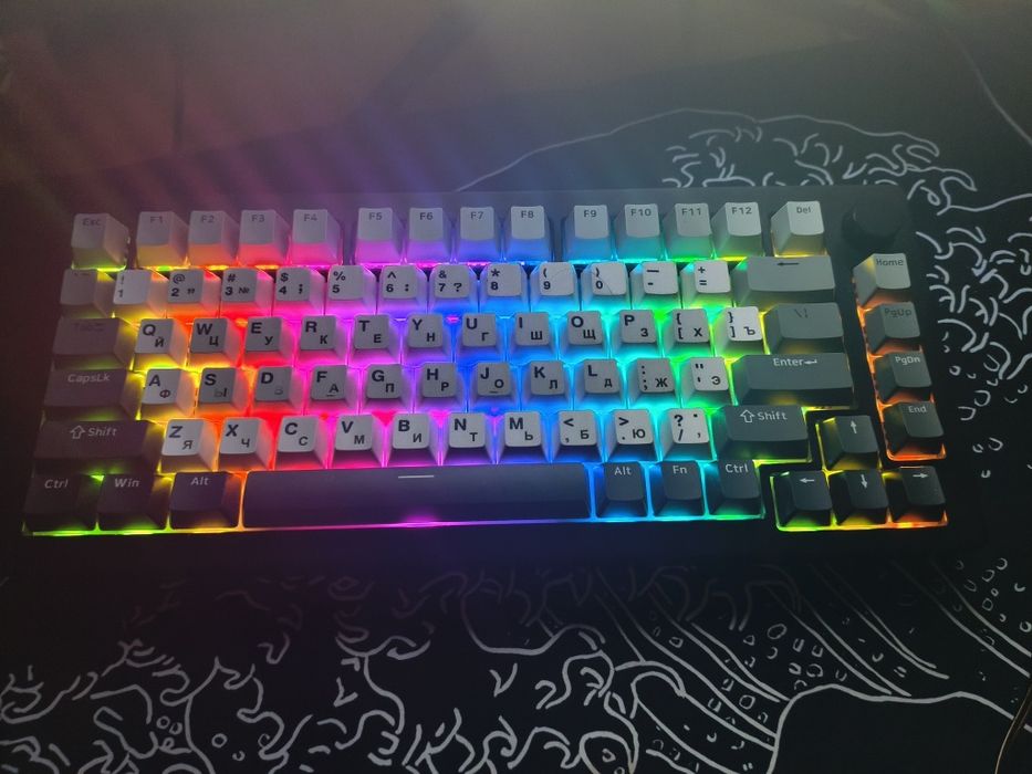 Продам или Обменяю клавиатуру monsgeek m1w