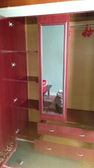 Mebel shfaner sotiladi