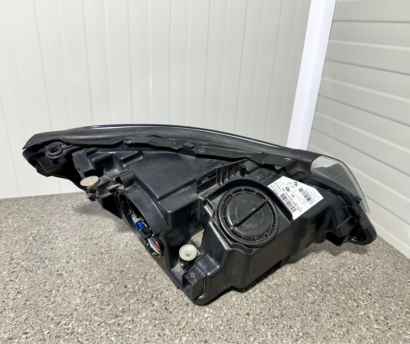 Far bmw Z4 E89 stânga