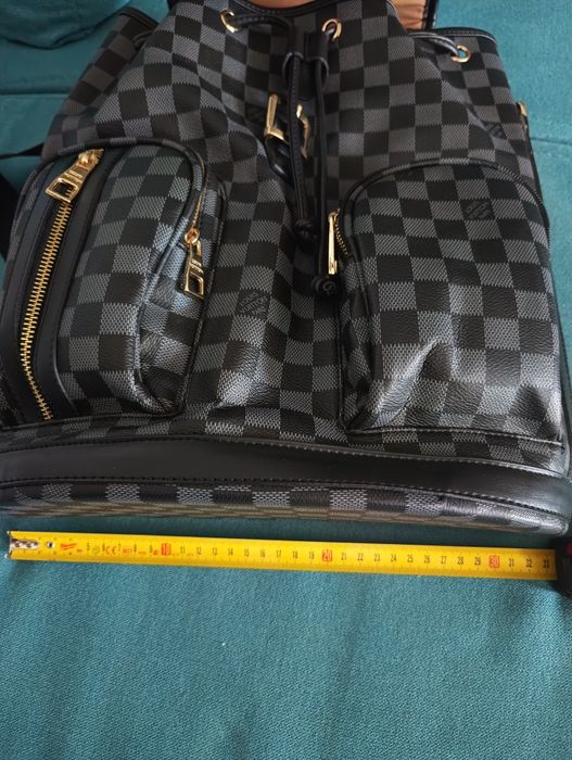 Дамска раница имитация