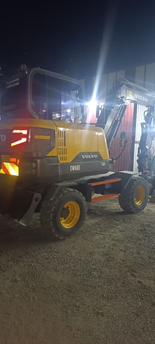 Excavator Volvo 60