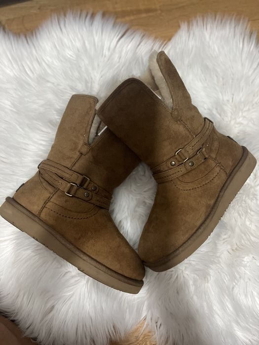 UGG uri originale