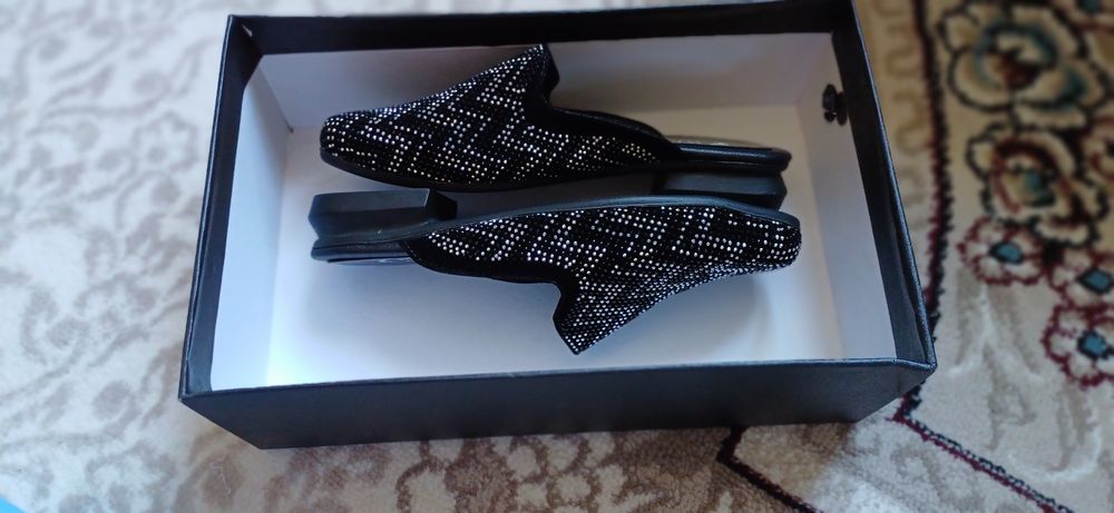 Янги аеллар оек, кийими  (Myuli 36 р )