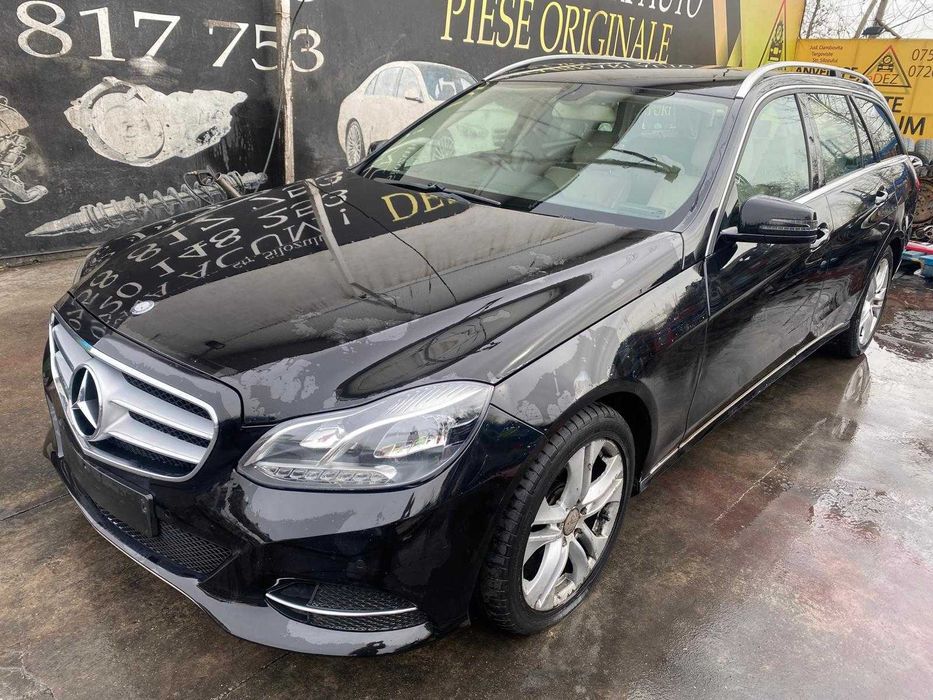 Dezmembrez mercedes e220 w212 facelift/far w212/bara w212/capota/stop/
