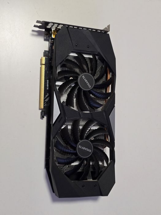 Vand placa video RTX 2060 GDRR6 sau posibil build cu ea