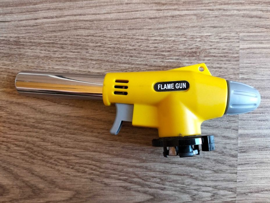 Arzator cu gaz flacara reglabila Flame Gun + butelie de gaz , NOU