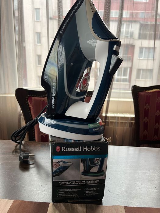 Russel Hobbs Ютия безжична