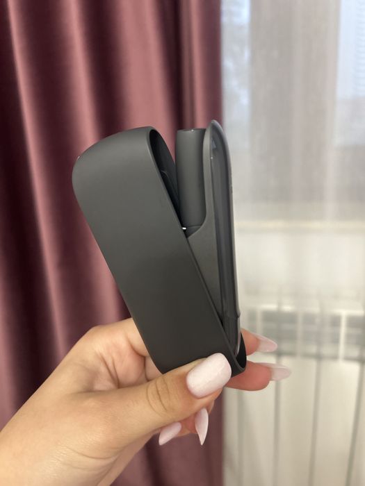 Iqos negru aproape nou