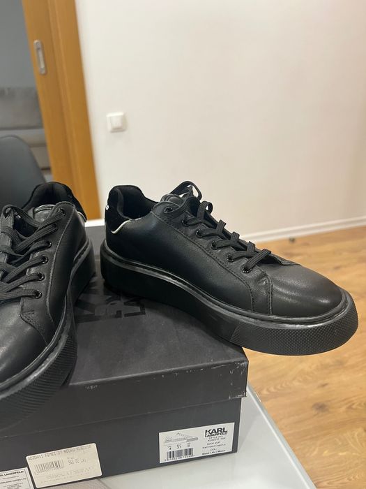 Sneakersi Karl Lagerfeld masura 37