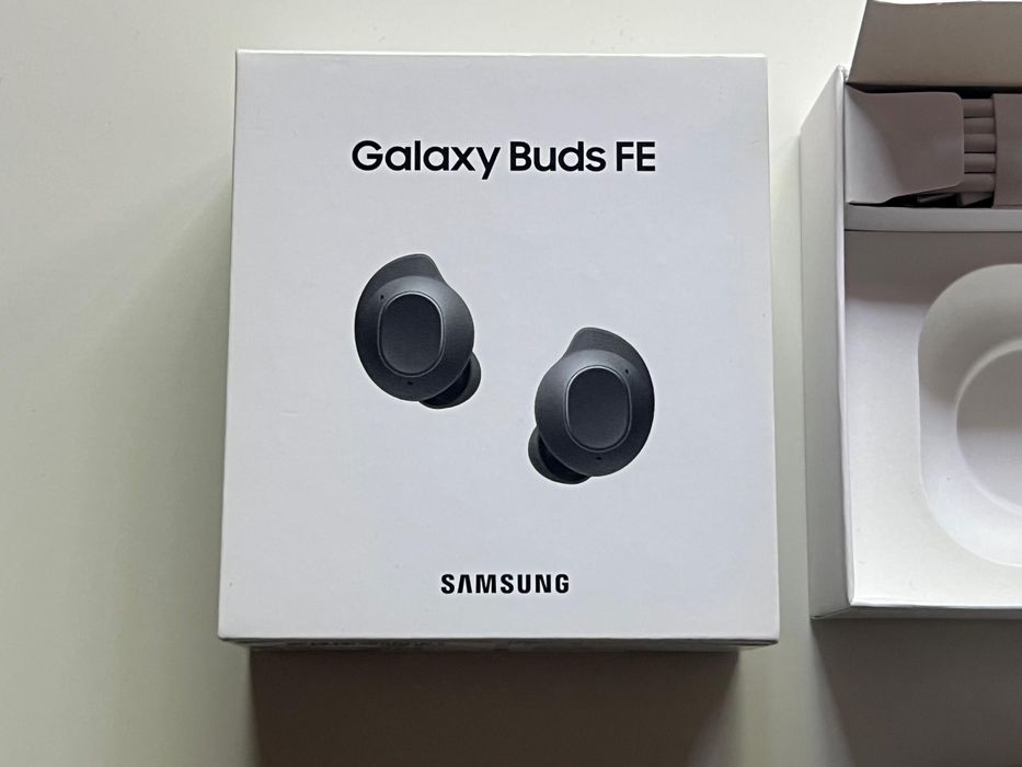 Casti Samsung Galaxy BUDS FE - Bluetooth